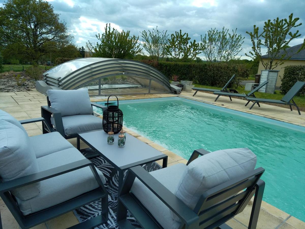 Maison/Villa Avec Piscine Privee Gite Brain D'Eau La Chapelle-de-Brain Экстерьер фото